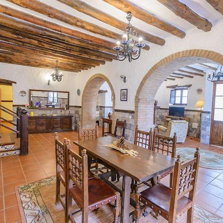 Holiday Home El Pilarillo Piscina Compartida Alcaucin Ngoại thất bức ảnh