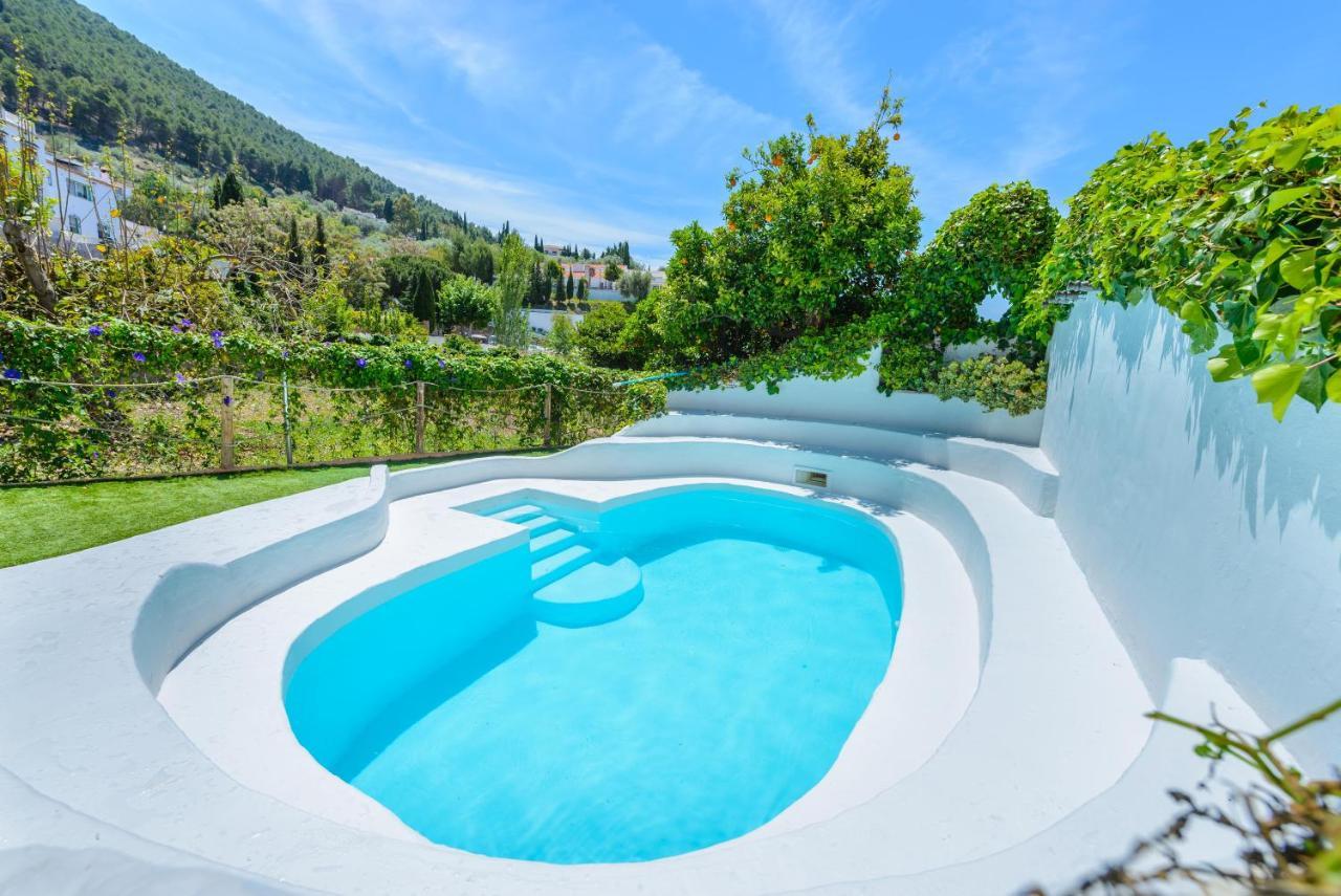 Holiday Home El Pilarillo Piscina Compartida Alcaucin Ngoại thất bức ảnh