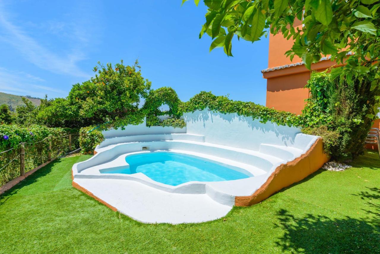 Holiday Home El Pilarillo Piscina Compartida Alcaucin Ngoại thất bức ảnh