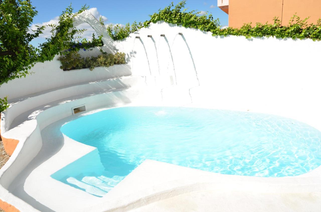 Holiday Home El Pilarillo Piscina Compartida Alcaucin Ngoại thất bức ảnh