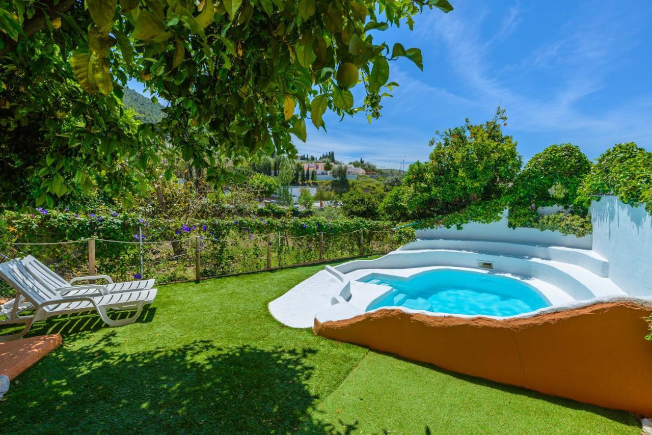 Holiday Home El Pilarillo Piscina Compartida Alcaucin Ngoại thất bức ảnh