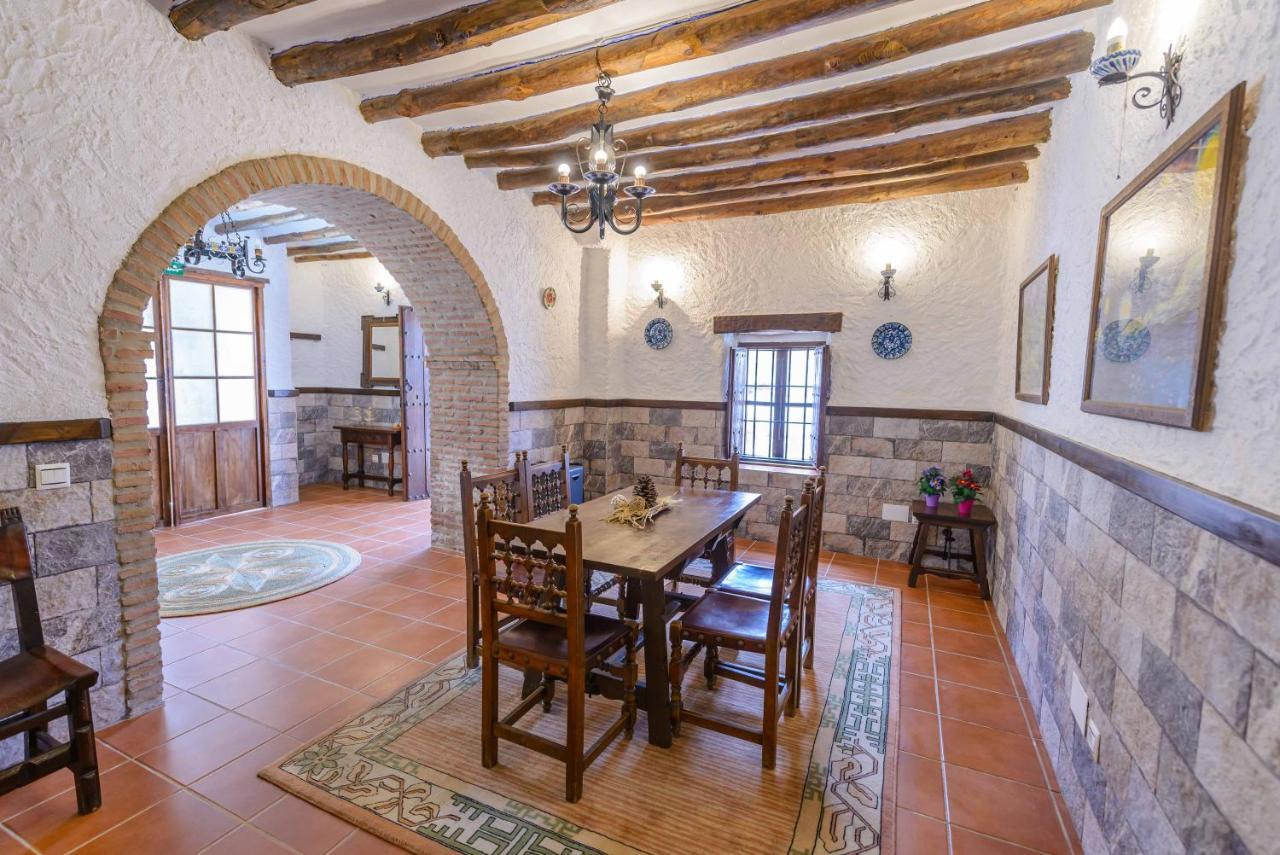 Holiday Home El Pilarillo Piscina Compartida Alcaucin Ngoại thất bức ảnh