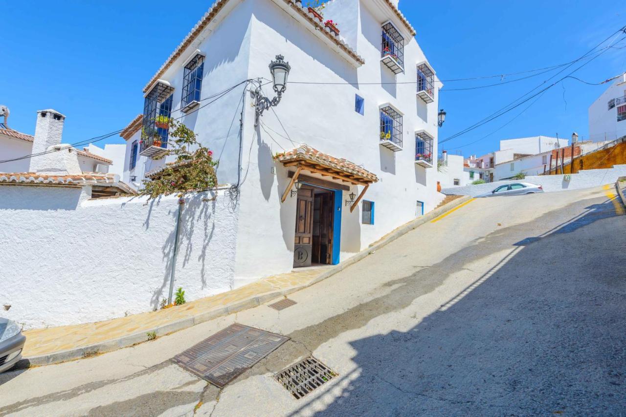Holiday Home El Pilarillo Piscina Compartida Alcaucin Ngoại thất bức ảnh